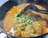 A picture of step 5 of Curried sausages.