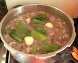 A picture of step 3 of Meltingly Tender Beef Tendons in a Pressure Cooker (How to Prep Them).