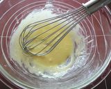 A picture of step 7 of Rolled Bread with Cream.