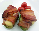 A picture of step 5 of Avocado And Bacon.