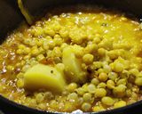 A picture of step 3 of Ghooguni (Spicy White peas curry).