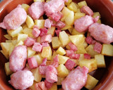 Foto del paso 5 de la receta: Cazuela de longaniza, patatas y huevo