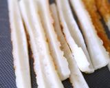 A picture of step 2 of Japanese-style Bread with Pollack Roe, Seaweed, Cheese, and Chikuwa.