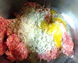A picture of step 1 of Smoked Italian meatballs.