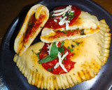 Foto del paso 11 de la receta: Calzone ripeno di pepperoni e fromaggio al forno / Pizza rellena