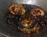 Foto langkah ke 3 dari resep Telur ceplok tumis kecap.