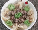 Hình bước làm 2 của món Hoành thánh