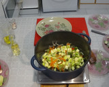 Foto del paso 1 de la receta: Pisto con bacalao confitado