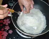 Foto langkah ke 5 dari resep Kulit lumpia anti sobek.