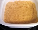 A picture of step 4 of Macadamia Lemon Bars.