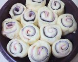 A picture of step 8 of Easy Small Bread Rolls.