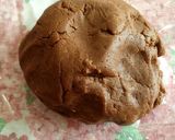 Foto del passaggio 7 della ricetta Sbriciolata al cioccolato e pere con confettura di pere e cacao