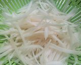 A picture of step 1 of Easy Daikon Namul.