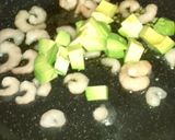 A picture of step 4 of Shrimp and Avocado Pesto.