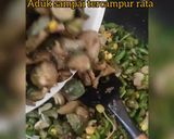 Foto langkah ke 3 dari resep Oseng cumi dan ikan asin klotok cabe ijo.