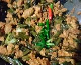 Foto langkah ke 8 dari resep Tumis Oncom Genjer Pedas Manis.