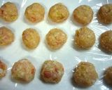 A picture of step 5 of Shrimp-Chicken Meatballs in Chili Sauce.