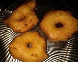 A picture of step 4 of Plain vadas.