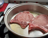 Foto del paso 1 de la receta: Chuletas de cerdo con salsa al Pedro Ximénez