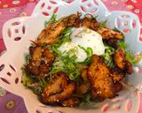 A picture of step 6 of Colorful Vegetable Salad with Fried Chicken and Poached Egg.