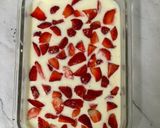 Foto langkah ke 2 dari resep Strawbery Yogurt Bar.
