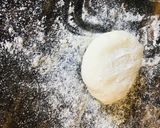 A picture of step 6 of Whosayna’s HoneyComb buns/ Khaliyat Nahal.