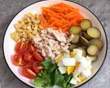 Foto langkah ke 1 dari resep Salad Sayur w/ Garlic Sauce.