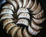 รูปขั้นตอนการทำที่ 10 ของ เกี๊ยวซ่า(Gyoza)