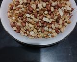 Foto langkah ke 1 dari resep Kacang balut cokelat.