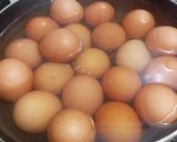 Foto langkah ke 1 dari resep Telur Balado.