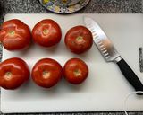 Foto del paso 1 de la receta: Spaghetti en su salsa natural de tomates
