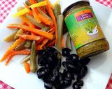 Foto del paso 2 de la receta: Tomatitos medianos al horno rellenos de anchoas y tapenade