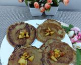 A picture of step 5 of Apple pancakes.