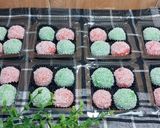 Foto langkah ke 5 dari resep Bola-bola singkong ini selai.