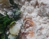 A picture of step 6 of Methi And Bathua Paratha.