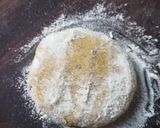 A picture of step 4 of Potato Thepla.