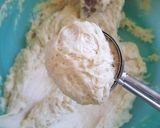 A picture of step 3 of Vanilla Rock Muffins.