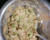 A picture of step 2 of Cabbage and green onion pakoda.
