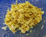 A picture of step 5 of Chicken Cheese Stuffed Crepes.