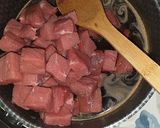 Foto del paso 6 de la receta: Brochetas de pierna de ternera con piña