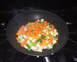 A picture of step 5 of Chicken Fried Rice.
