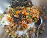 Foto langkah ke 4 dari resep Jumeokbap (Bola Nasi ala Korea).