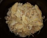 Foto del paso 5 de la receta: Pollo a la Naranja con Manzanas y Cebollas