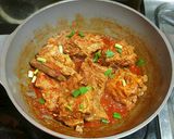 Hình bước làm 6 của món Xương Lợn Kho Cay 매운 돼지등뼈찜