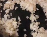 Foto del paso 1 de la receta: Relleno de carne para empanada pirok o rollitos primavera o gyozas