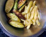 পটল আলু কষা (potol aloo kosha recipe in Bengali) রেসিপি ধাপ - 2 ছবি