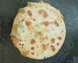 A picture of step 4 of Raw Capsicum Paratha.
