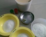 A picture of step 1 of Tricolour coconut barfi.