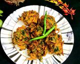 मेथी,पालक, प्याज के लच्छा पकोड़े रेसिपी चरण 4 फोटो