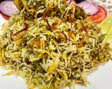 A picture of step 8 of Hari Chutney Biryani.